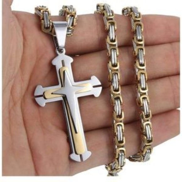 NEW Men’s Silver or Gold/Silver Cross Necklace - Picture 7 of 8